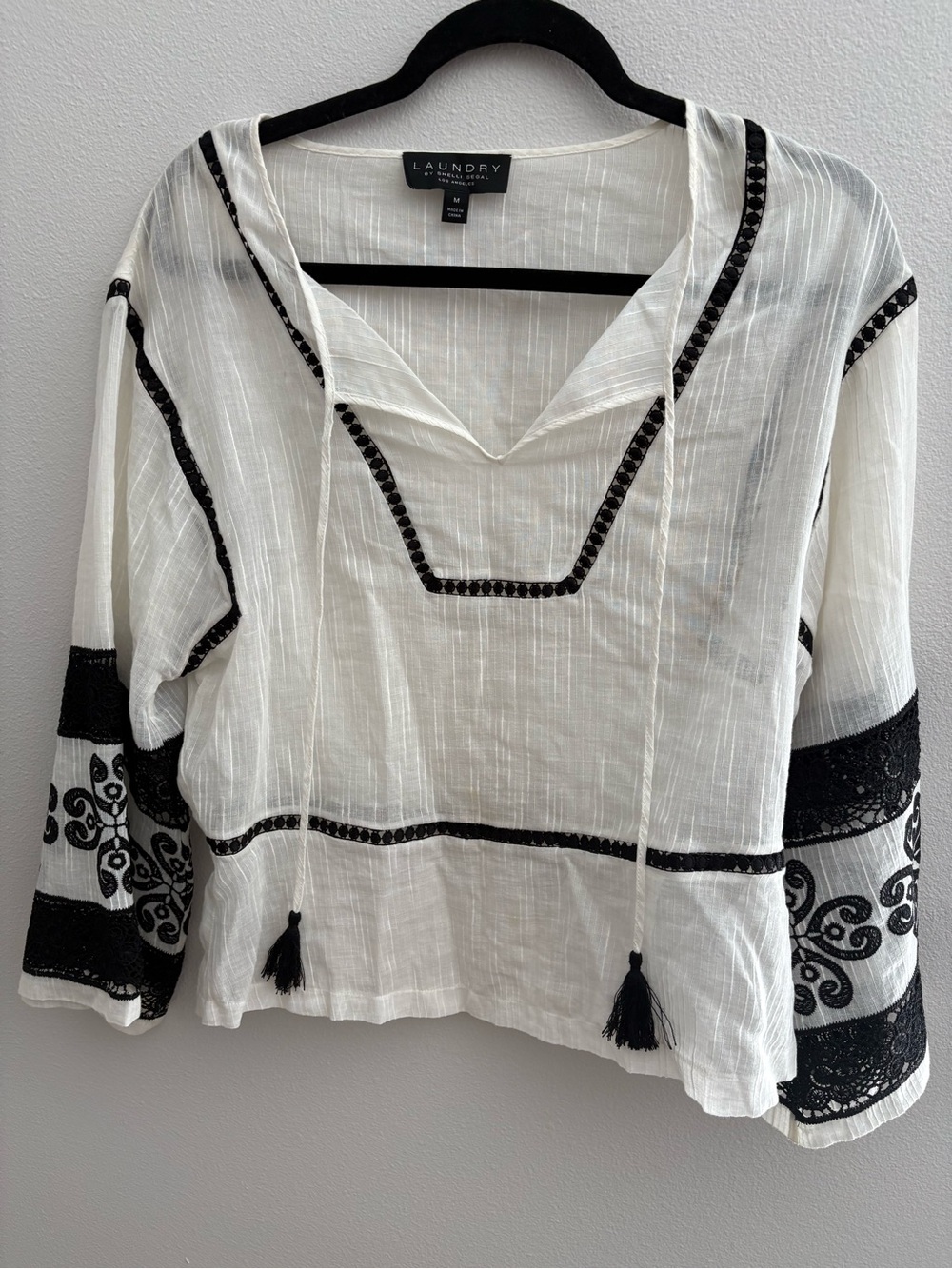 Laundry By Shelli Segal White Gauze Peasant Blouse with Black Embroidery